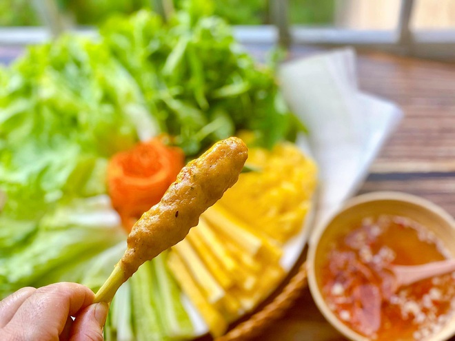 Nem lụi nướng cực ngon và công thức pha nước chấm đơn giản tại nhà - 1 Nem lụi nướng cực ngon và công thức pha nước chấm đơn giản tại nhà - 1