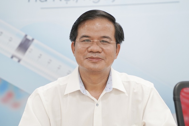 Có những biểu hiện này sau tiêm vắc xin Covid-19, cần tới ngay cơ sở y tế - 1