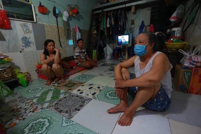 Nữ giáo viên nghỉ không lương kể chuyện mắc kẹt lại Sài Gòn giữa đại dịch - 1
