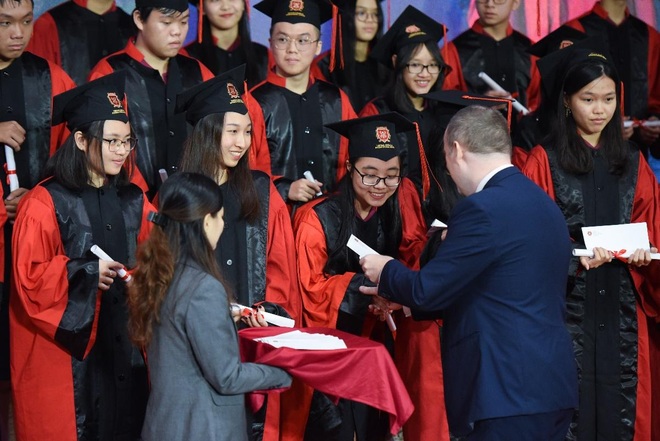 12 học sinh VAS đoạt học bổng tại 28 trường đại học danh tiếng thế giới - 1