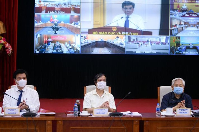 Doanh nghiệp không nên phàn nàn việc phải đào tạo lại - 1 Doanh nghiệp không nên phàn nàn việc phải đào tạo lại - 1