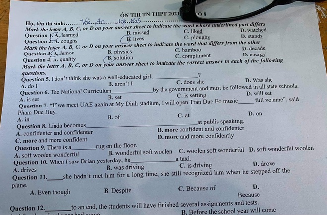 Tuyển thủ Việt Nam làm gì trong phòng cách ly? - 3 Tuyển thủ Việt Nam làm gì trong phòng cách ly? - 3
