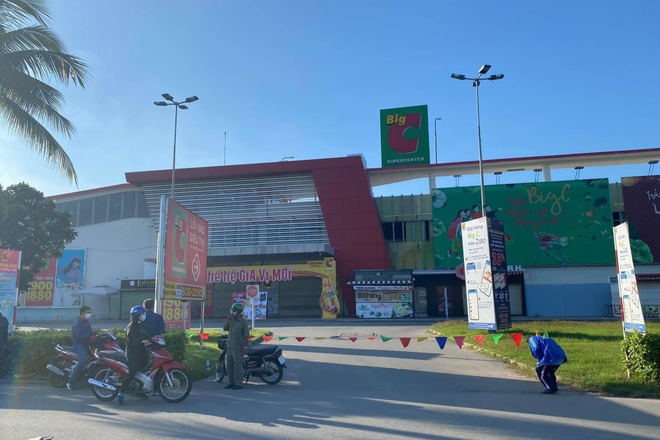 Siêu thị Big C Đồng Nai được dỡ bỏ phong tỏa trước thời hạn 14 ngày - 1 Siêu thị Big C Đồng Nai được dỡ bỏ phong tỏa trước thời hạn 14 ngày - 1