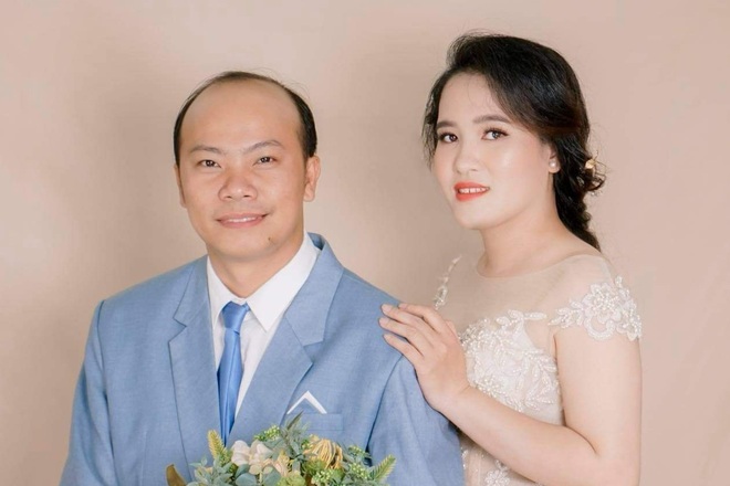 Cặp đôi suýt lỡ duyên vì hiểu nhầm ai là người chủ động liên lạc trước - 3 Cặp đôi suýt lỡ duyên vì hiểu nhầm ai là người chủ động liên lạc trước - 3