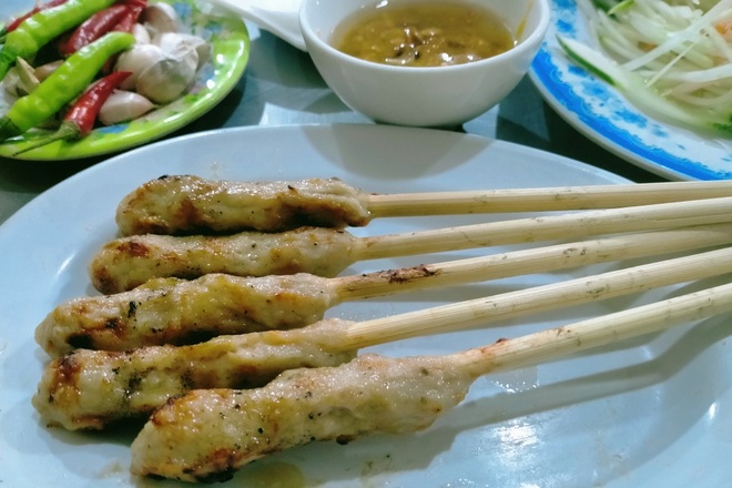 The strange attraction of Da Thanh spring rolls, eat and want to eat more - 4