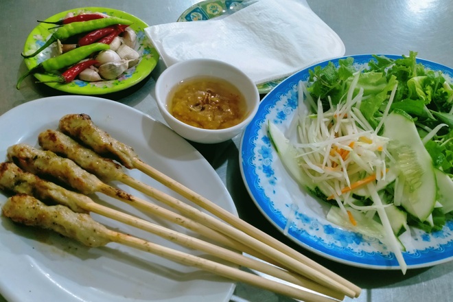 The strange attraction of Da Thanh spring rolls, eat and want to eat more - 6