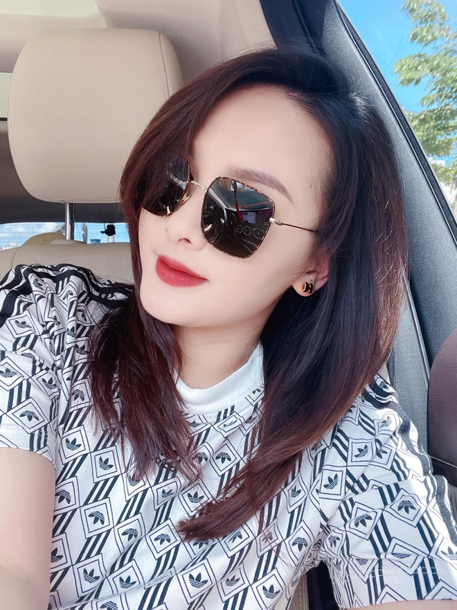 Thanh Lam khoe bờ vai gợi cảm, lộ hình xăm hút mắt - 9 Thanh Lam khoe bờ vai gợi cảm, lộ hình xăm hút mắt - 9