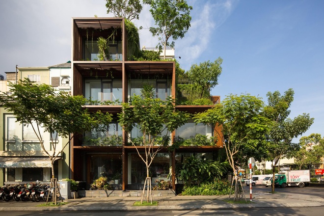 Tòa nhà ở Sài Gòn được phủ xanh như rừng nhiệt đới, đánh bật nắng nóng - 4