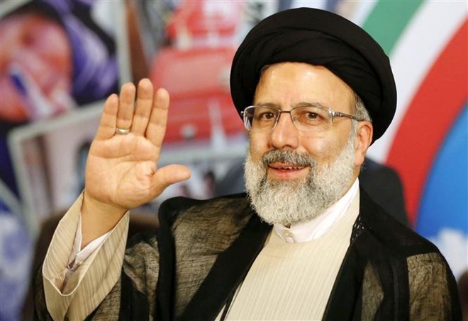 Chân dung Ebrahim Raisi - nhân vật bị Mỹ trừng phạt vừa trở thành Tổng thống đắc cử Iran - 1