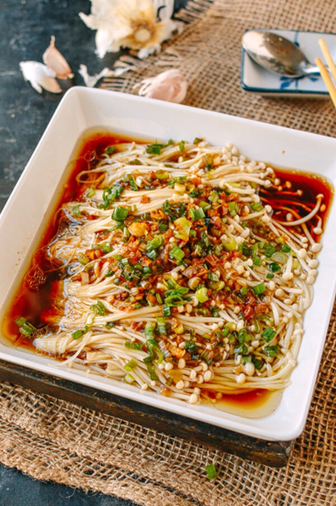 Nấm kim châm xào cay - 1 Nấm kim châm xào cay - 1
