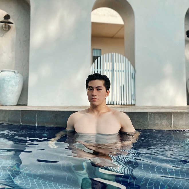 Hot boy con lai Việt - Trung nổi tiếng ở Trường Đại học Y dược TPHCM - 2 Hot boy con lai Việt - Trung nổi tiếng ở Trường Đại học Y dược TPHCM - 2