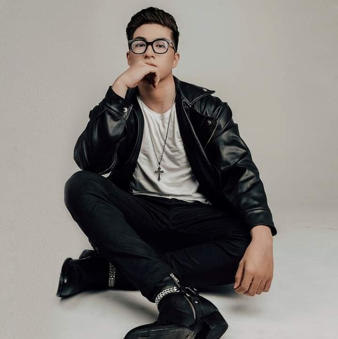 Hot boy con lai Việt - Trung nổi tiếng ở Trường Đại học Y dược TPHCM - 6 Hot boy con lai Việt - Trung nổi tiếng ở Trường Đại học Y dược TPHCM - 6