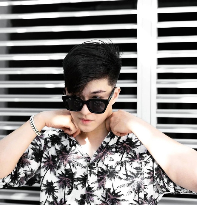 Hot boy con lai Việt - Trung nổi tiếng ở Trường Đại học Y dược TPHCM - 9 Hot boy con lai Việt - Trung nổi tiếng ở Trường Đại học Y dược TPHCM - 9