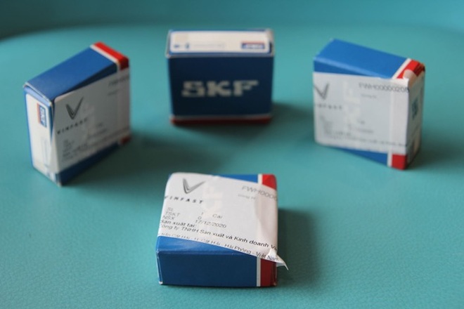 Đập hộp VinFast Klara S mới toanh, kiểm tra hàng hiệu bên trong - 11 Đập hộp VinFast Klara S mới toanh, kiểm tra hàng hiệu bên trong - 11