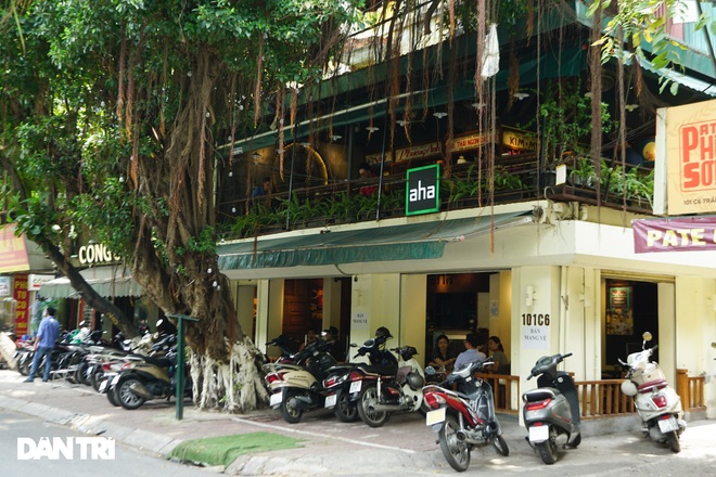 Hàng loạt quán cà phê mở cửa trở lại sau khi TP Hà Nội nới lỏng lệnh cấm - 8