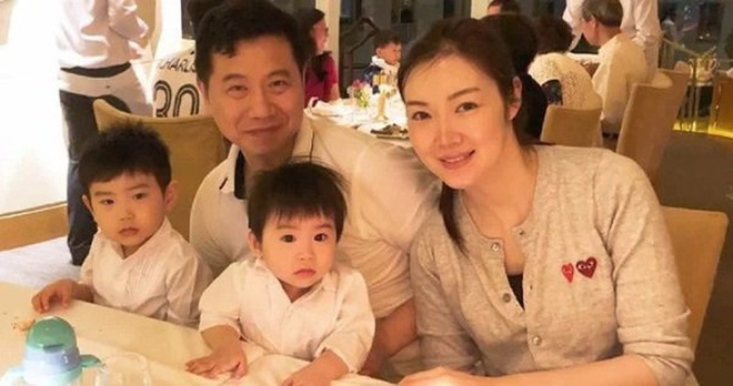 Cựu hoa hậu nổi tiếng mất bạn trai giàu có vào tay Triệu Vy giờ ra sao? - 10 Cựu hoa hậu nổi tiếng mất bạn trai giàu có vào tay Triệu Vy giờ ra sao? - 10