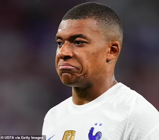 Những ngôi sao gây thất vọng sau vòng bảng Euro 2020 - 2 Những ngôi sao gây thất vọng sau vòng bảng Euro 2020 - 2