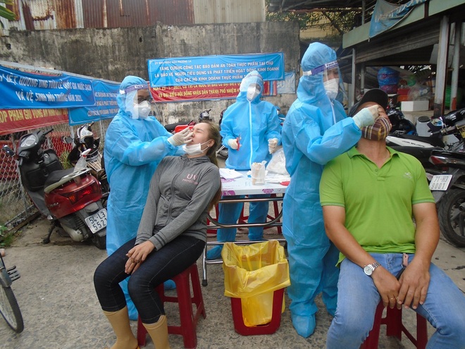 TPHCM: Khẩn cấp tìm người đến khu chợ ở quận Bình Tân và chợ Bình Đông - 1