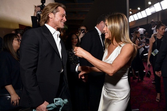 Jennifer Aniston nói gì khi được hỏi quay lại với Brad Pitt - 2