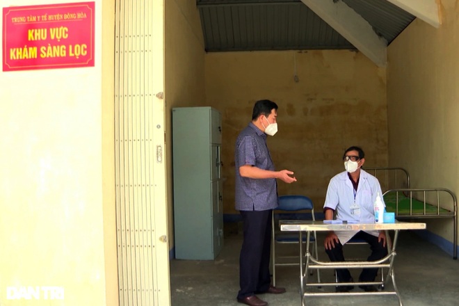 Phú Yên gấp rút xây dựng bệnh viện dã chiến đầu tiên để điều trị Covid-19 - 5
