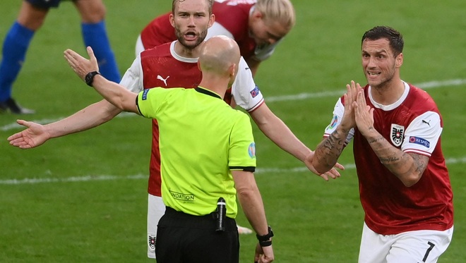 Báo chí Áo: Đội nhà thất bại trong gang tấc giữa đêm Wembley nhiệm màu - 1 Báo chí Áo: Đội nhà thất bại trong gang tấc giữa đêm Wembley nhiệm màu - 1