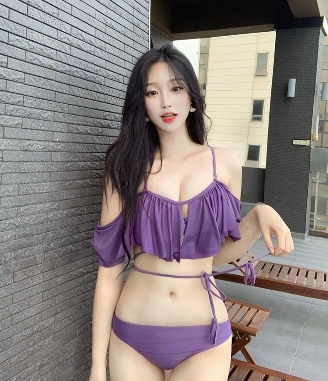 Vẻ Đẹp Nóng Bỏng Của Hot Girl Hàn Quốc 