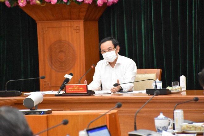 Bí thư TPHCM: Các ca nhiễm vẫn tăng sau hơn một tuần áp dụng Chỉ thị 10 - 2 Bí thư TPHCM: Các ca nhiễm vẫn tăng sau hơn một tuần áp dụng Chỉ thị 10 - 2