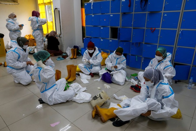 Bệnh viện vỡ trận vì Covid-19, Indonesia nguy cơ thành Ấn Độ thứ hai - 2