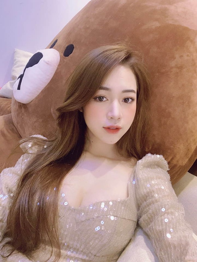 Hot girl Quảng Ninh đốt mắt người nhìn với những khoảnh khắc nóng bỏng - 7 Hot girl Quảng Ninh đốt mắt người nhìn với những khoảnh khắc nóng bỏng - 7