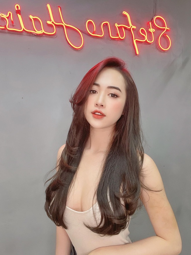 Hot girl Quảng Ninh đốt mắt người nhìn với những khoảnh khắc nóng bỏng - 11 Hot girl Quảng Ninh đốt mắt người nhìn với những khoảnh khắc nóng bỏng - 11