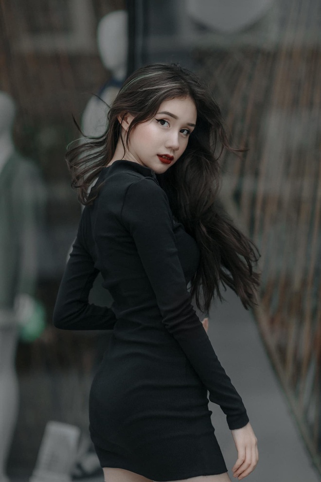 Đóa hồng lai 3 dòng máu gây thương nhớ vì vẻ đẹp khác biệt - 4 Đóa hồng lai 3 dòng máu gây thương nhớ vì vẻ đẹp khác biệt - 4