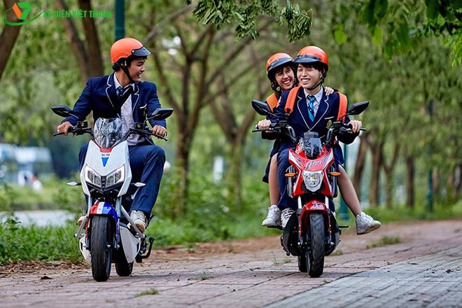 Hướng dẫn chọn xe điện, xe máy 50cc cho học sinh - 1 Hướng dẫn chọn xe điện, xe máy 50cc cho học sinh - 1