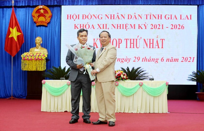 Ông Hồ Văn Niên được bầu làm Chủ tịch HĐND tỉnh Gia Lai - 1