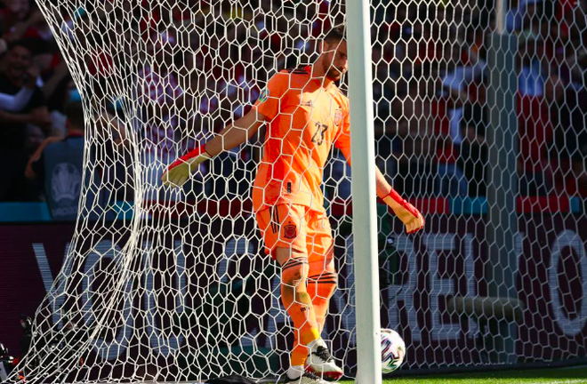 Cảm xúc vỡ òa của Tây Ban Nha sau trận thắng nghẹt thở Croatia - 5