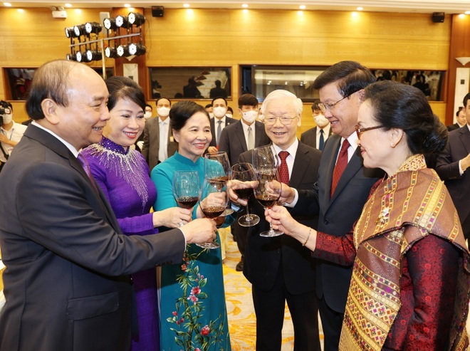 Chiêu đãi trọng thể chào mừng Tổng Bí thư, Chủ tịch nước Lào và Phu nhân - 1