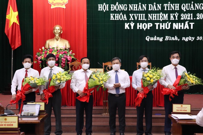 Ông Trần Thắng tái đắc cử Chủ tịch UBND tỉnh Quảng Bình - 2