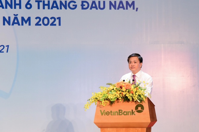 Chủ tịch VietinBank: Lợi nhuận 6 tháng đầu năm ước đạt 13.000 tỷ đồng - 1 Chủ tịch VietinBank: Lợi nhuận 6 tháng đầu năm ước đạt 13.000 tỷ đồng - 1