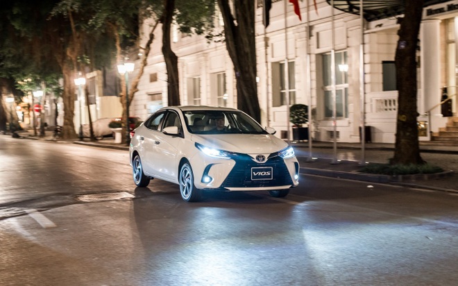 Đánh giá khả năng vận hành của Toyota Vios 2021 - ông vua phân khúc - 3