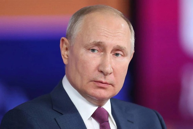 Ông Putin lên tiếng khi tự cách ly vì tiếp xúc người mắc Covid-19 - 1