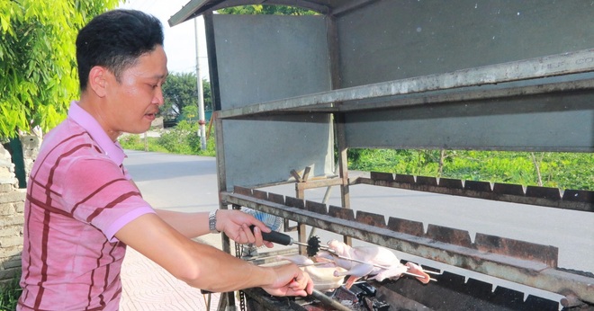 Giám đốc lương 40 triệu đồng thất nghiệp chuyển nghề bán vịt quay kiếm sống - 5 Giám đốc lương 40 triệu đồng thất nghiệp chuyển nghề bán vịt quay kiếm sống - 5