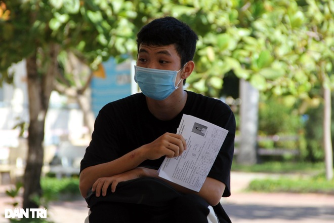 Xét nghiệm cho hơn 10.000 thí sinh thi tốt nghiệp THPT ở Phú Yên - 2 Xét nghiệm cho hơn 10.000 thí sinh thi tốt nghiệp THPT ở Phú Yên - 2