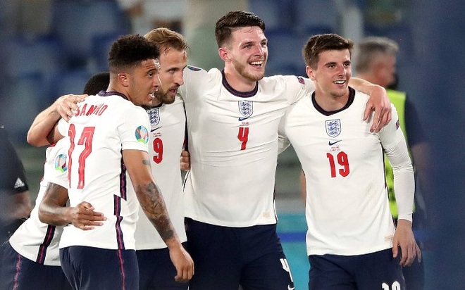 Đội tuyển Anh vào bán kết Euro 2020: Kẻ săn mồi đáng sợ… - 2 Đội tuyển Anh vào bán kết Euro 2020: Kẻ săn mồi đáng sợ… - 2