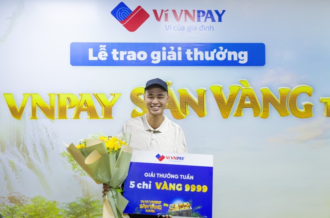 Bất ngờ vì trúng 5 chỉ vàng 9999 nhờ tải ví VNPAY - 1 Bất ngờ vì trúng 5 chỉ vàng 9999 nhờ tải ví VNPAY - 1