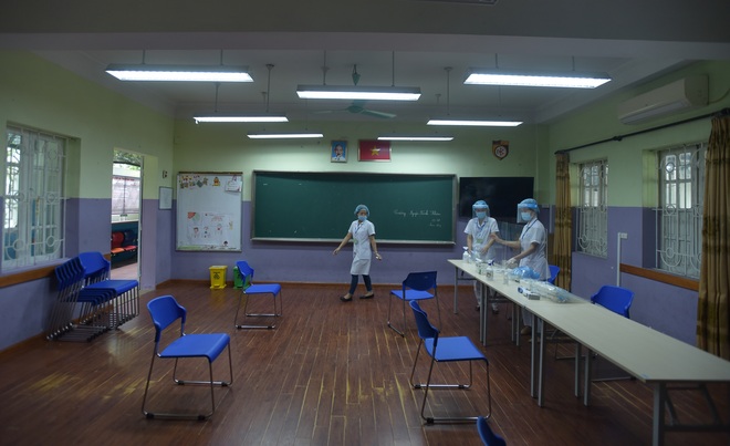 Thí sinh đội mũ len khiến thân nhiệt cao 38,2 độ C, phải đến phòng cách ly - 4