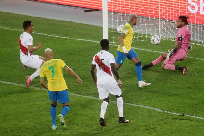 Neymar tỏa sáng giúp Brazil giành vé vào chung kết Copa America - 2 Neymar tỏa sáng giúp Brazil giành vé vào chung kết Copa America - 2