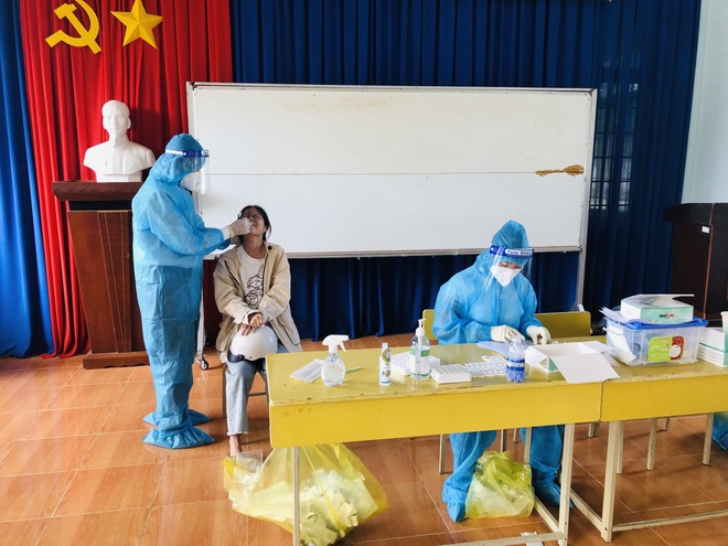 Khoảng 1 triệu thí sinh làm thủ tục dự thi tốt nghiệp THPT 2021 - 7 Khoảng 1 triệu thí sinh làm thủ tục dự thi tốt nghiệp THPT 2021 - 7