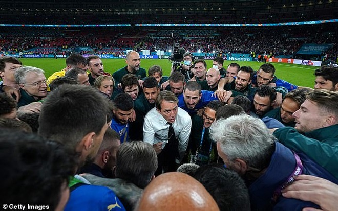 HLV Mancini: Italia không ngại việc Anh được hỗ trợ nhiều thứ ở Wembley - 2 HLV Mancini: Italia không ngại việc Anh được hỗ trợ nhiều thứ ở Wembley - 2