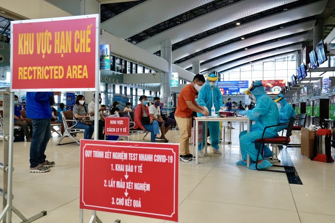 Đường hàng không Việt Nam nhộn nhịp nhất thế giới vắng vẻ lạ thường - 2
