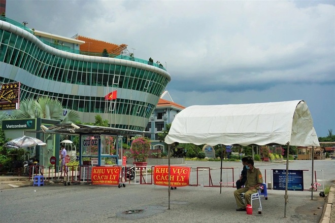 Cần Thơ phong tỏa khách sạn Ninh Kiều Riverside - 1