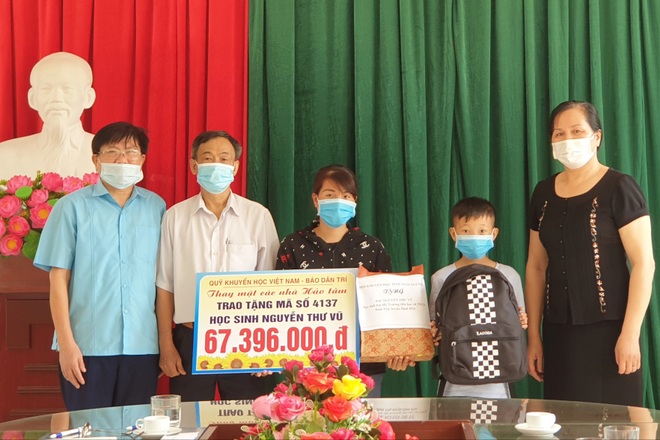 Quỹ Khuyến học Việt Nam trao tặng cậu học trò nghèo hơn 67 triệu đồng - 1 Quỹ Khuyến học Việt Nam trao tặng cậu học trò nghèo hơn 67 triệu đồng - 1